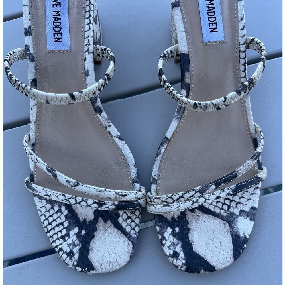 Steve Madden Block Heel Snake Print Sandal - Size… - image 4